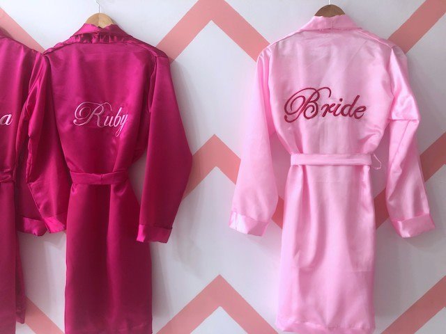 5 Bridesmaid + 1 Bride Robes for Bachelorette (2) | Prepaid Orders Only - Comfy Nights