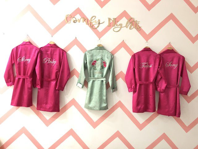 5 Bridesmaid + 1 Bride Robes for Bachelorette (3) | Prepaid Orders Only - Comfy Nights