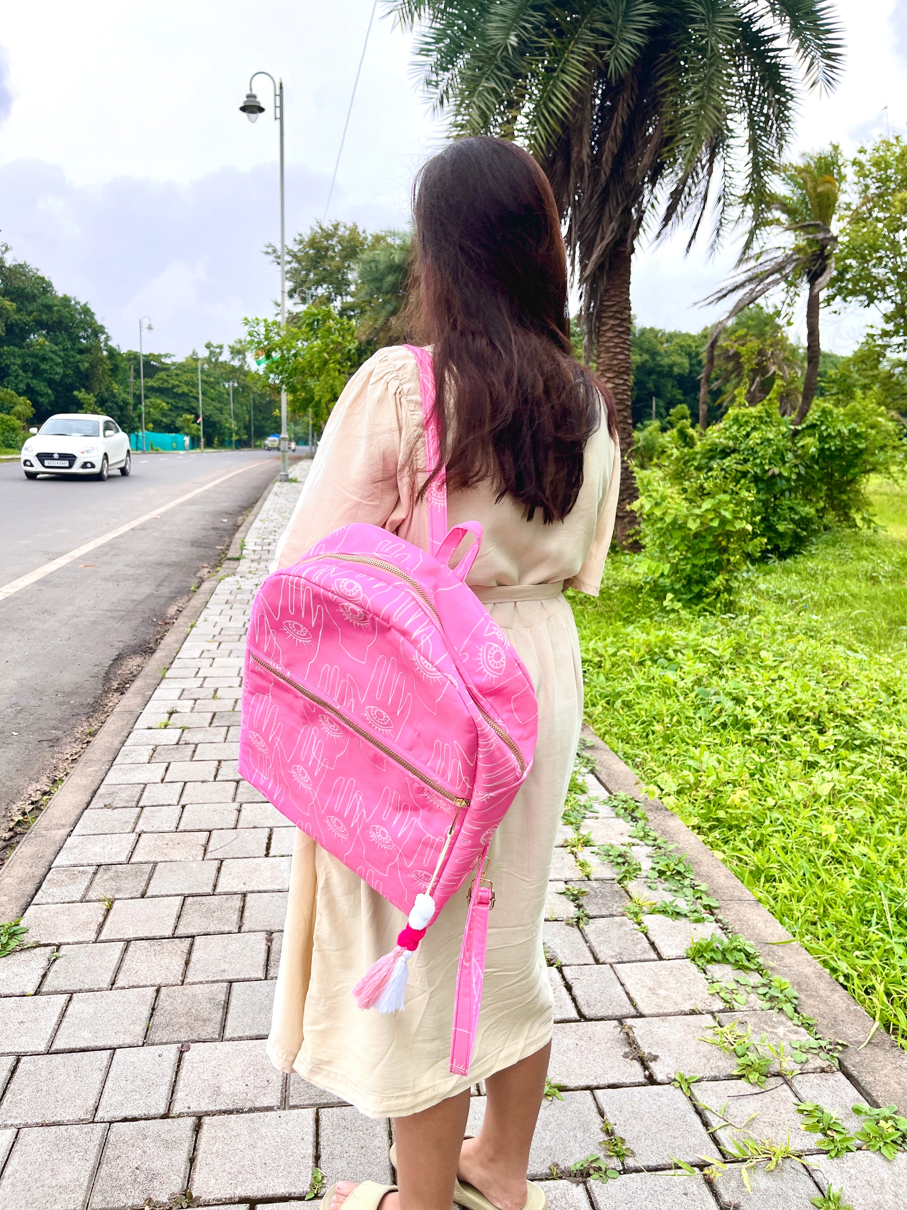 I m looking at you Bagpack