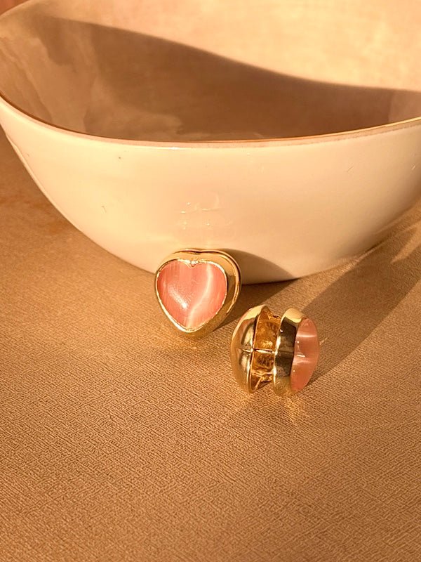 Blushing heart Earrings - Comfy Nights