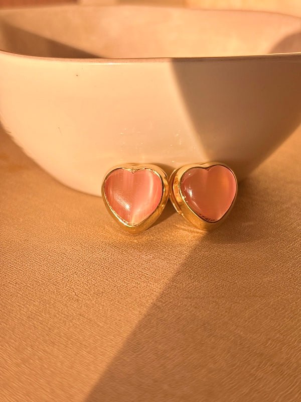 Blushing heart Earrings - Comfy Nights