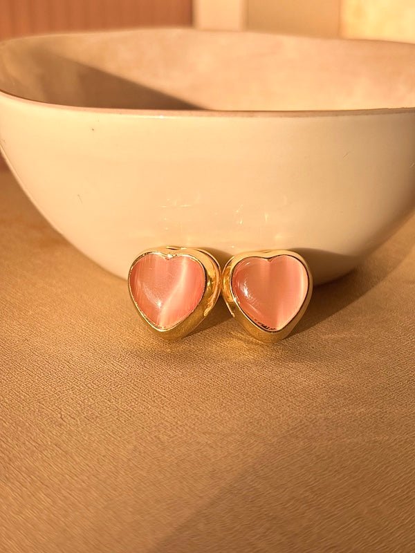 Blushing heart Earrings - Comfy Nights