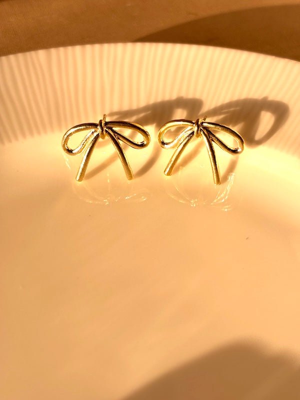 Dainty Bow Earrings - Comfy Nights