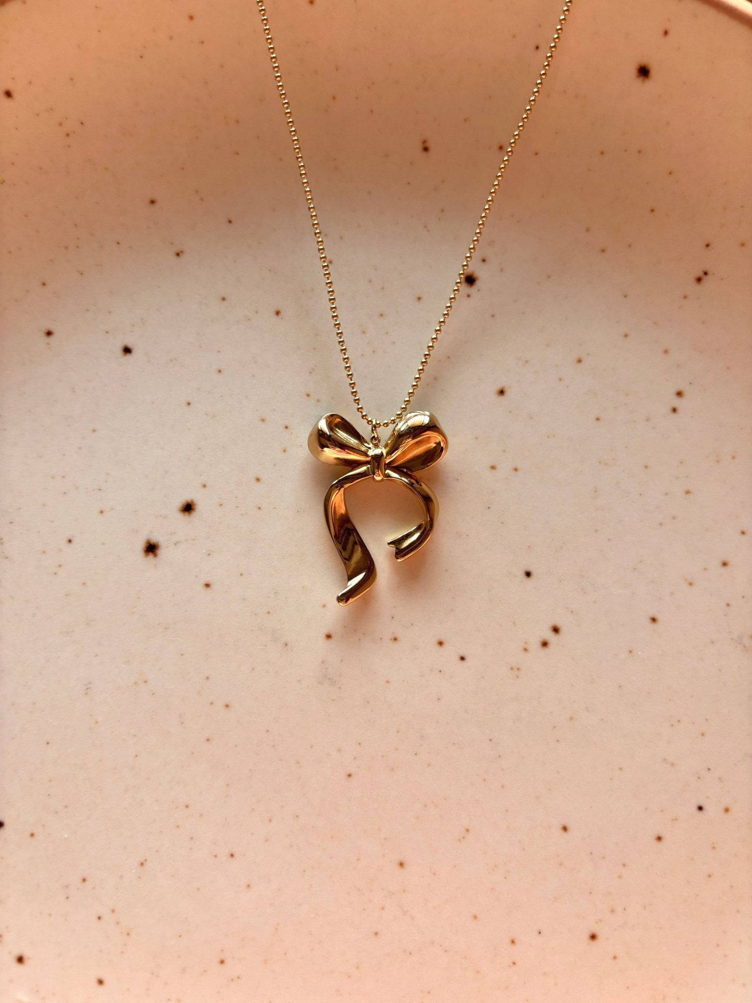 Glided loop Necklace - Comfy Nights
