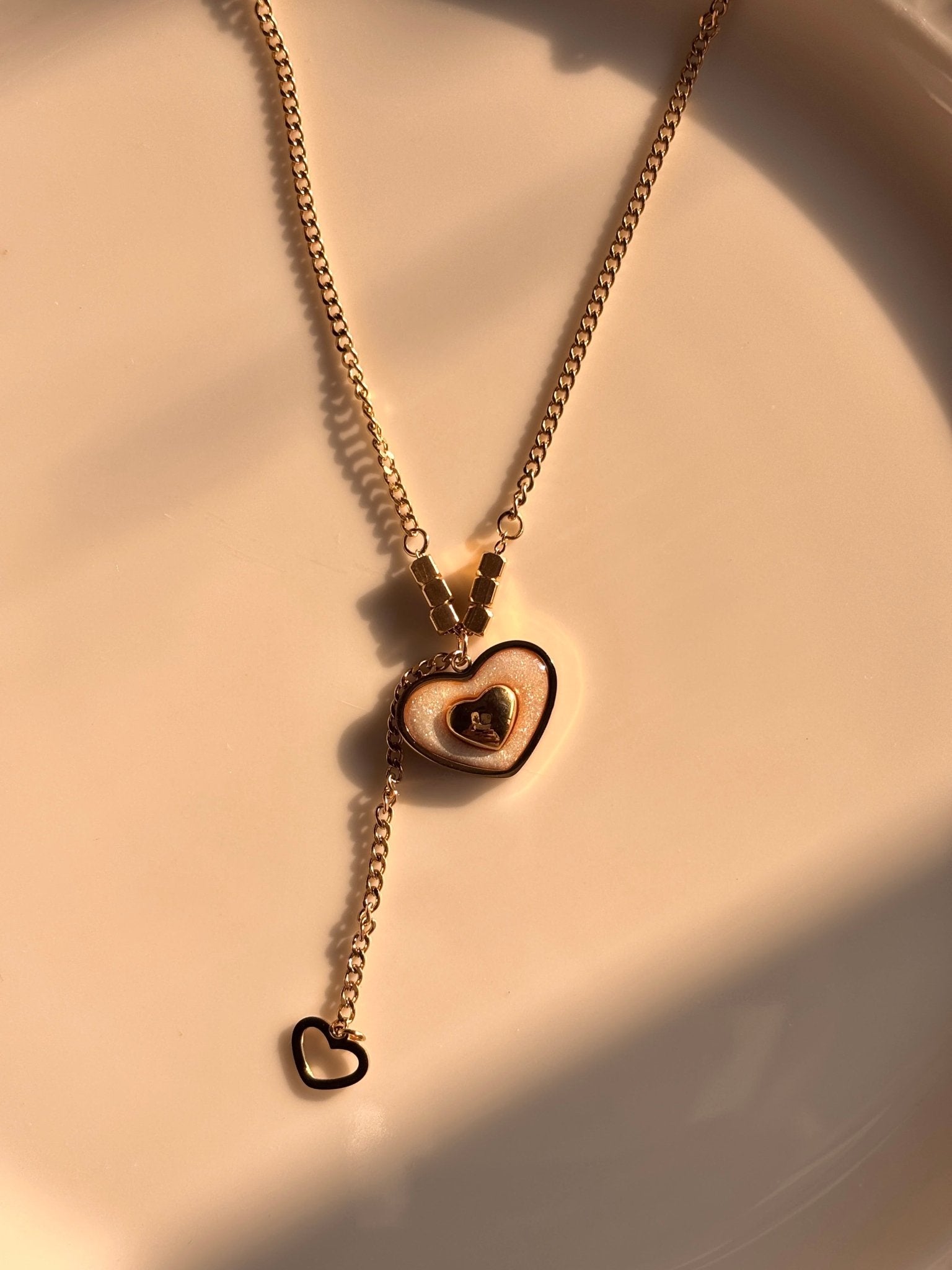 Golden heartbeat Necklace - Comfy Nights