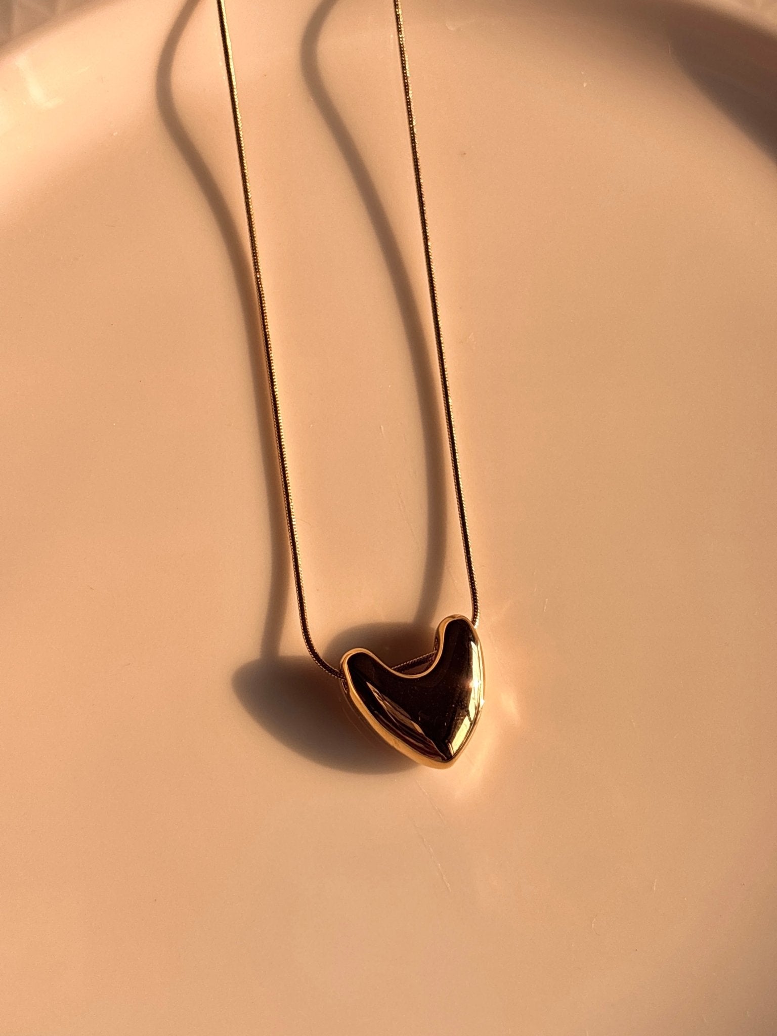 Heart’s Embrace Necklace - Comfy Nights