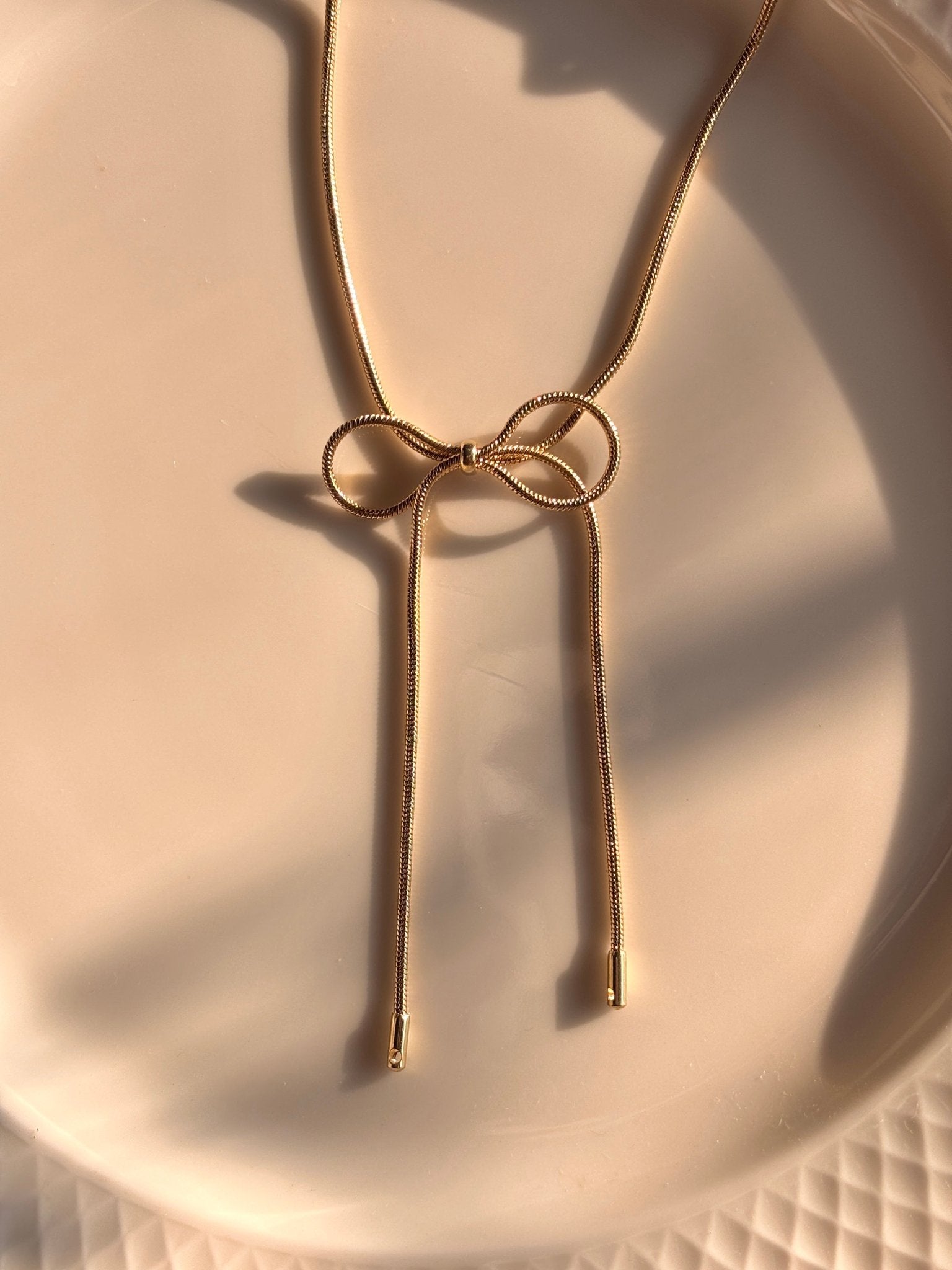 Knot your Average Necklace - Comfy Nights