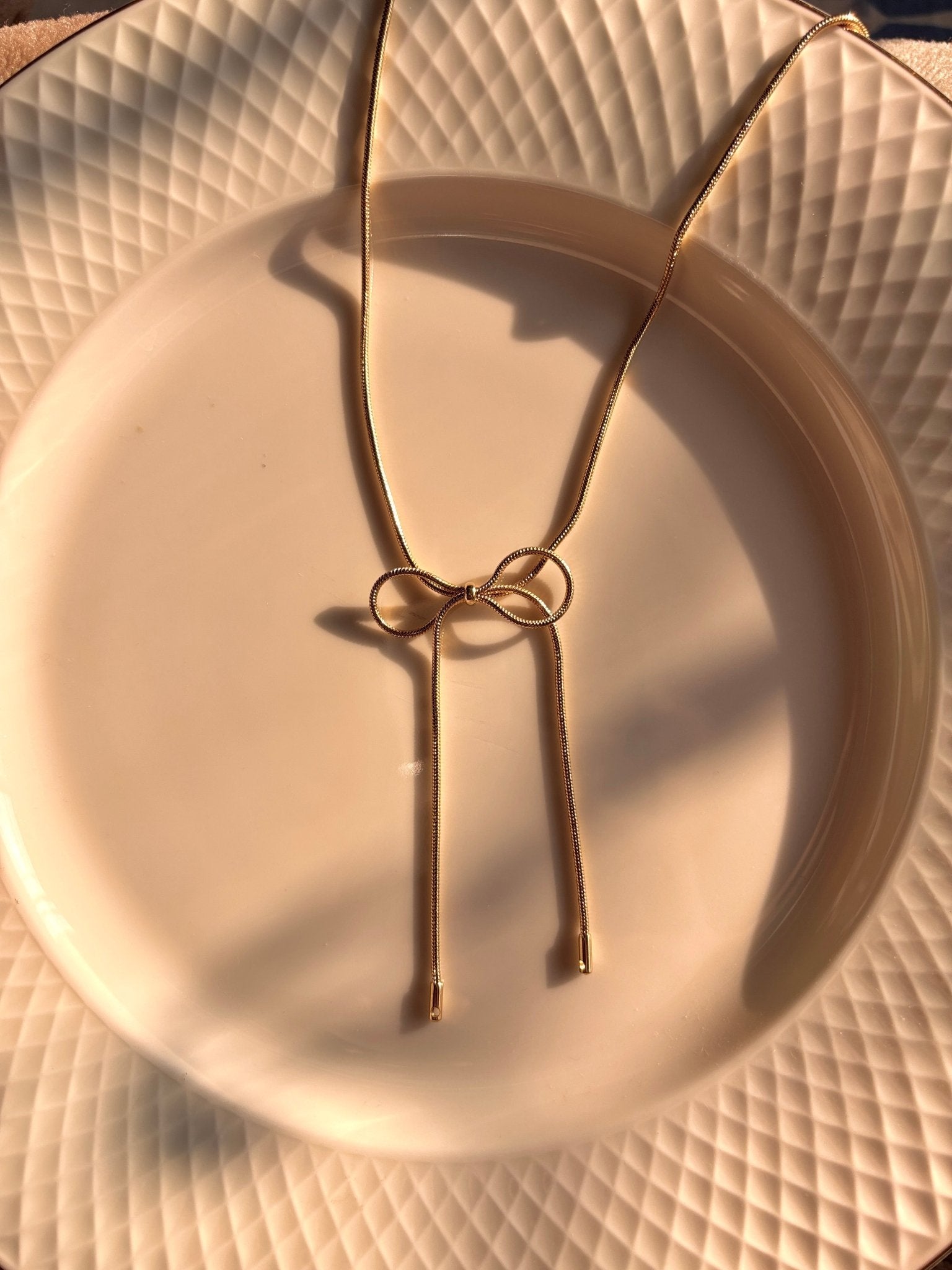 Knot your Average Necklace - Comfy Nights