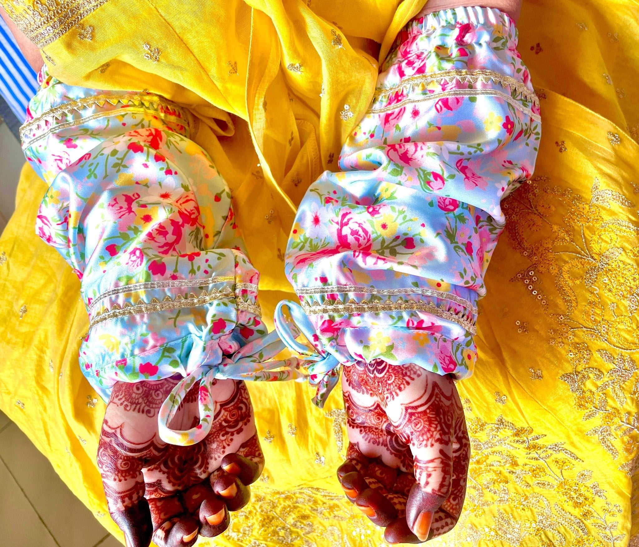 Petal Charm Chooda Cover | Prepaid Orders Only - Comfy Nights