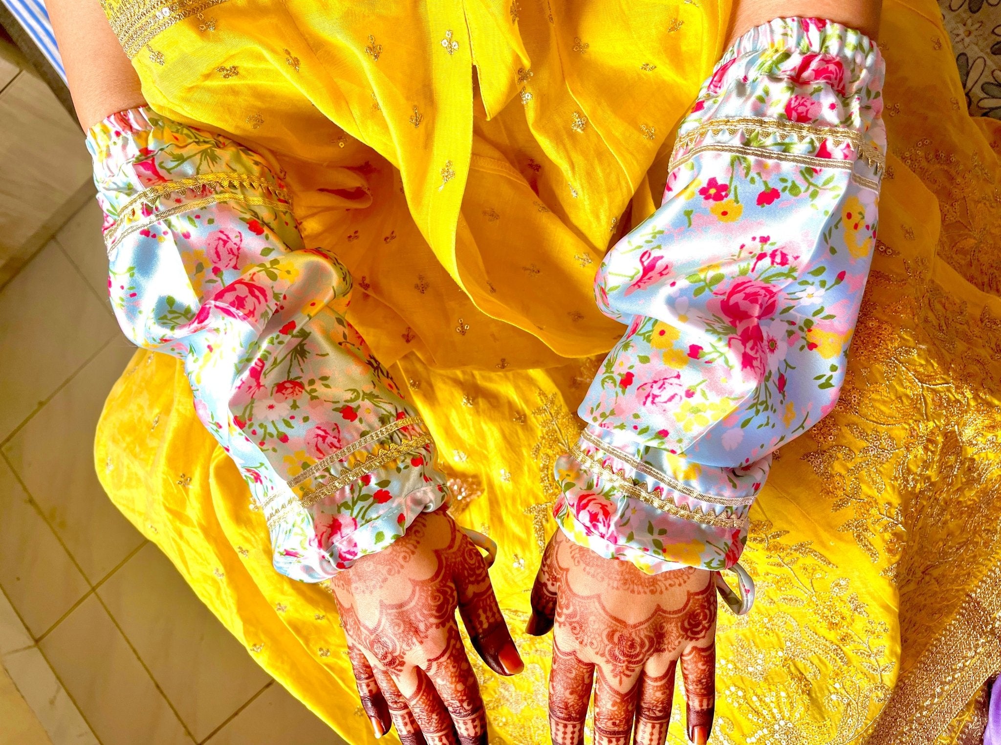 Petal Charm Chooda Cover | Prepaid Orders Only - Comfy Nights