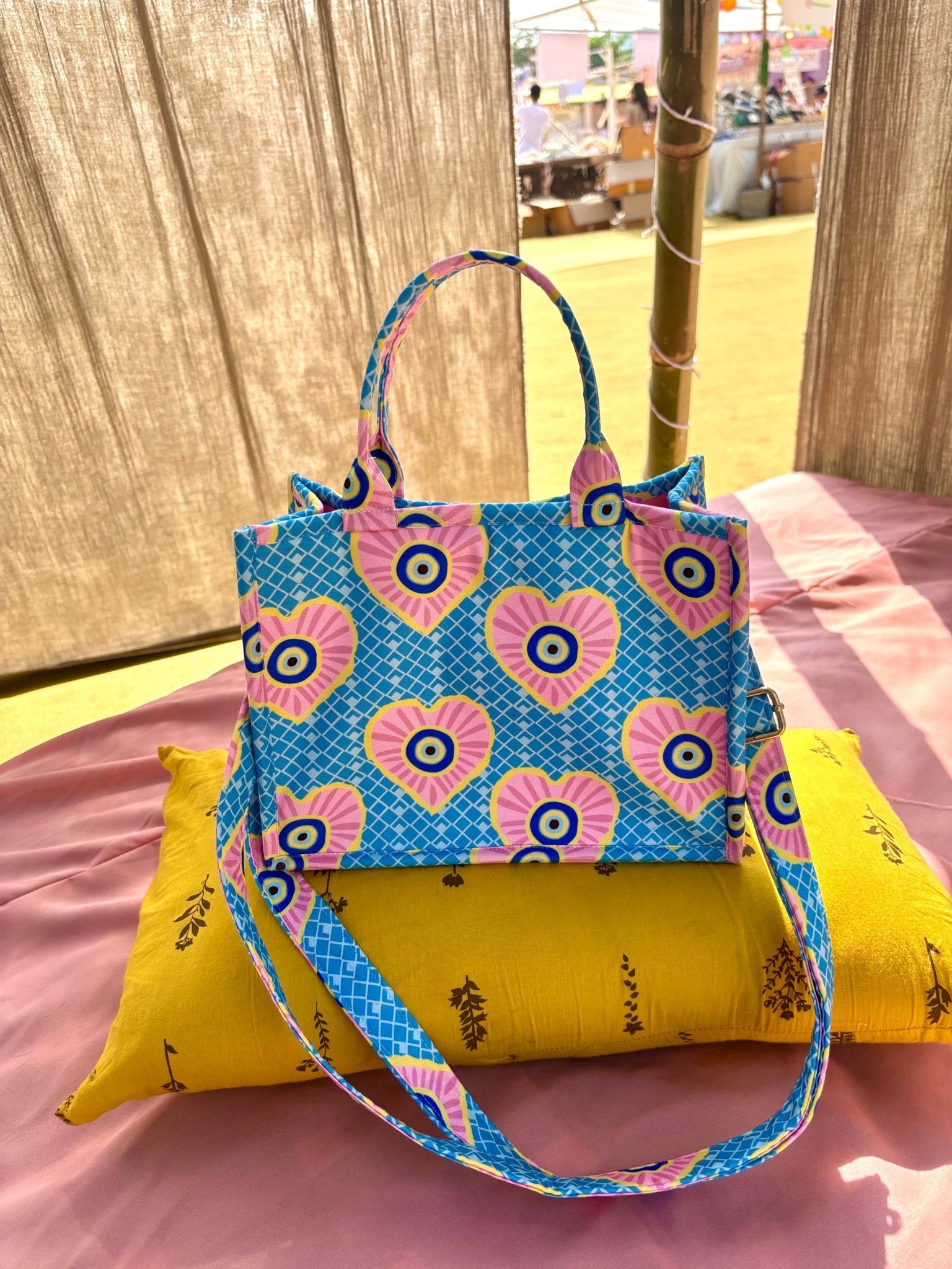 Pheli Nazar ka Pyar Mini Hand Bag - Comfy Nights