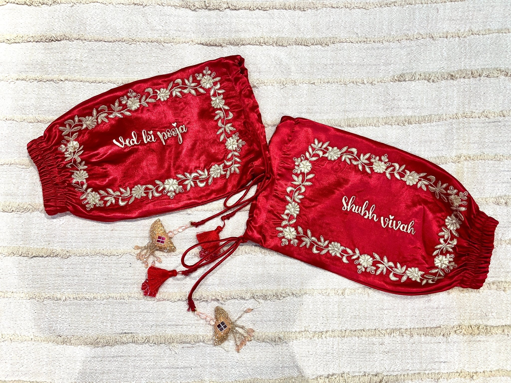 Red Floral Chooda Cover | Prepaid Orders Only - Comfy Nights