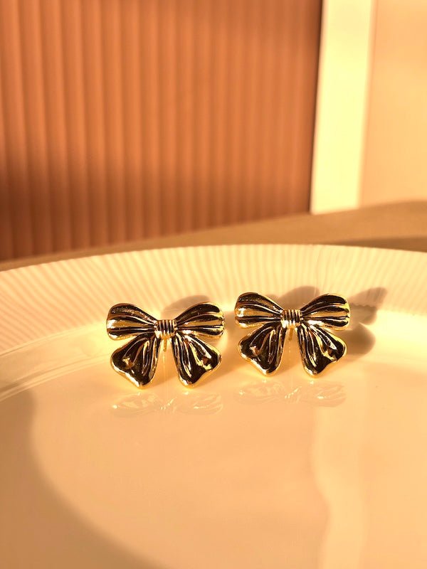 Ribboned elegance Earrings - Comfy Nights
