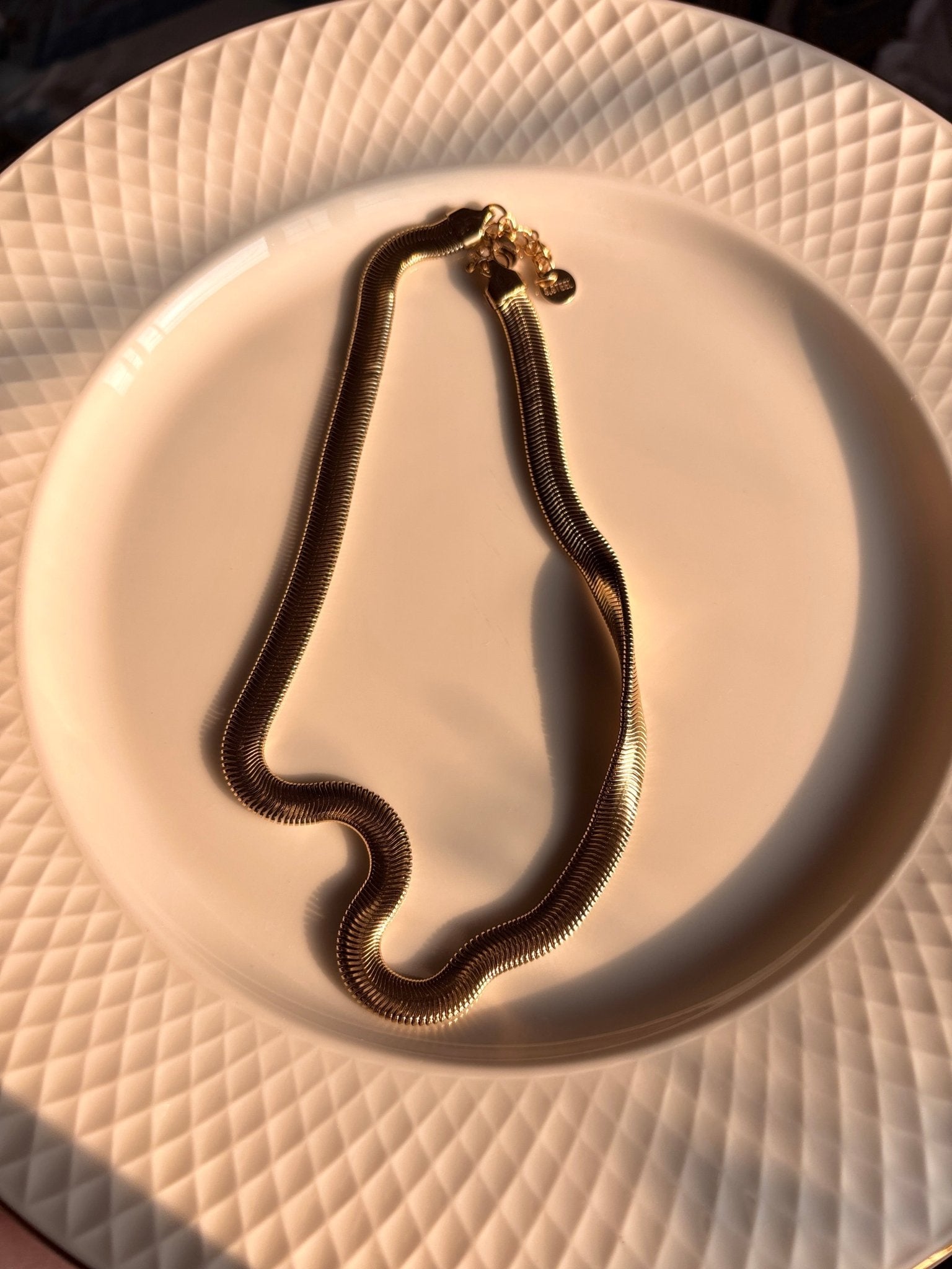 Silken Curve chain - Comfy Nights