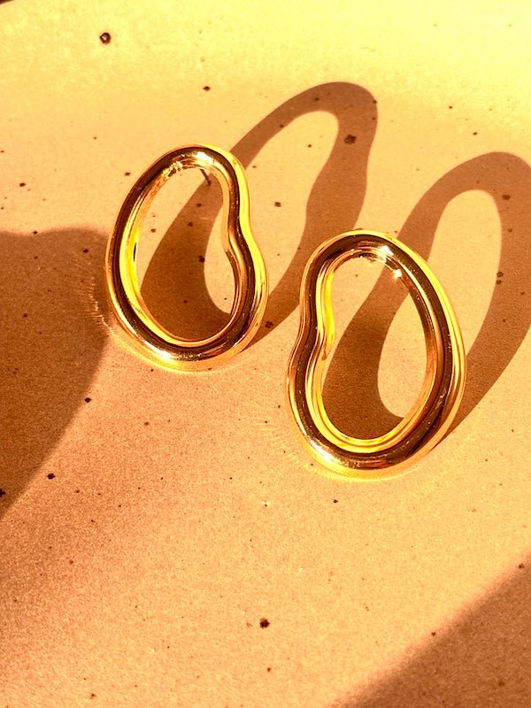 Sunset curve Earrings - Comfy Nights