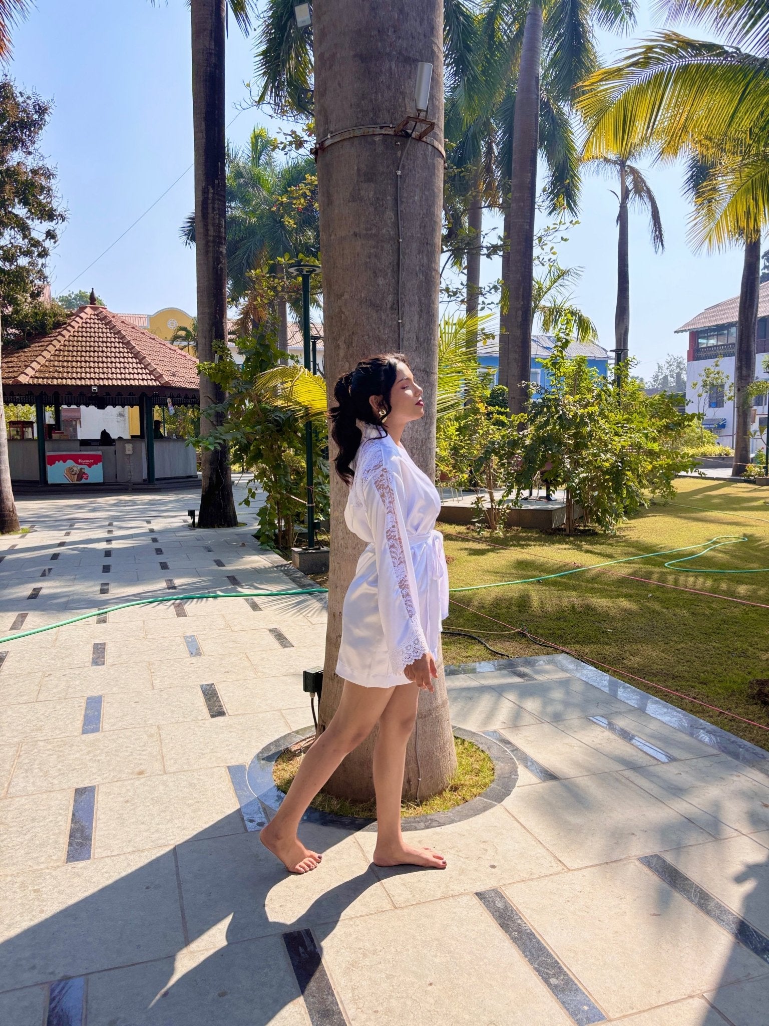 White Lace Robe | Prepaid Orders Only - Comfy Nights