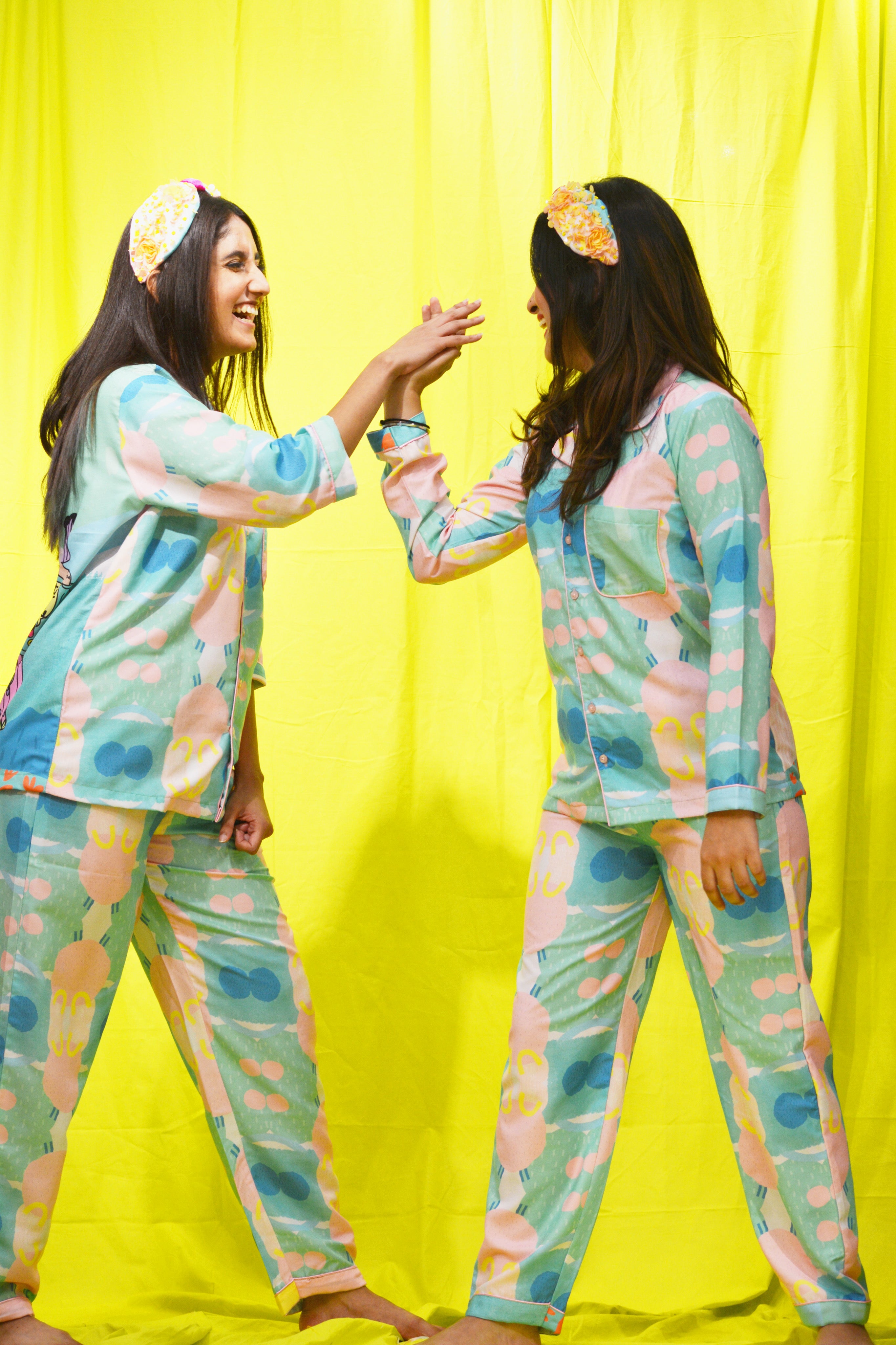 chilling honey-Comfy Nights