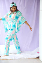 chilling honey-Comfy Nights