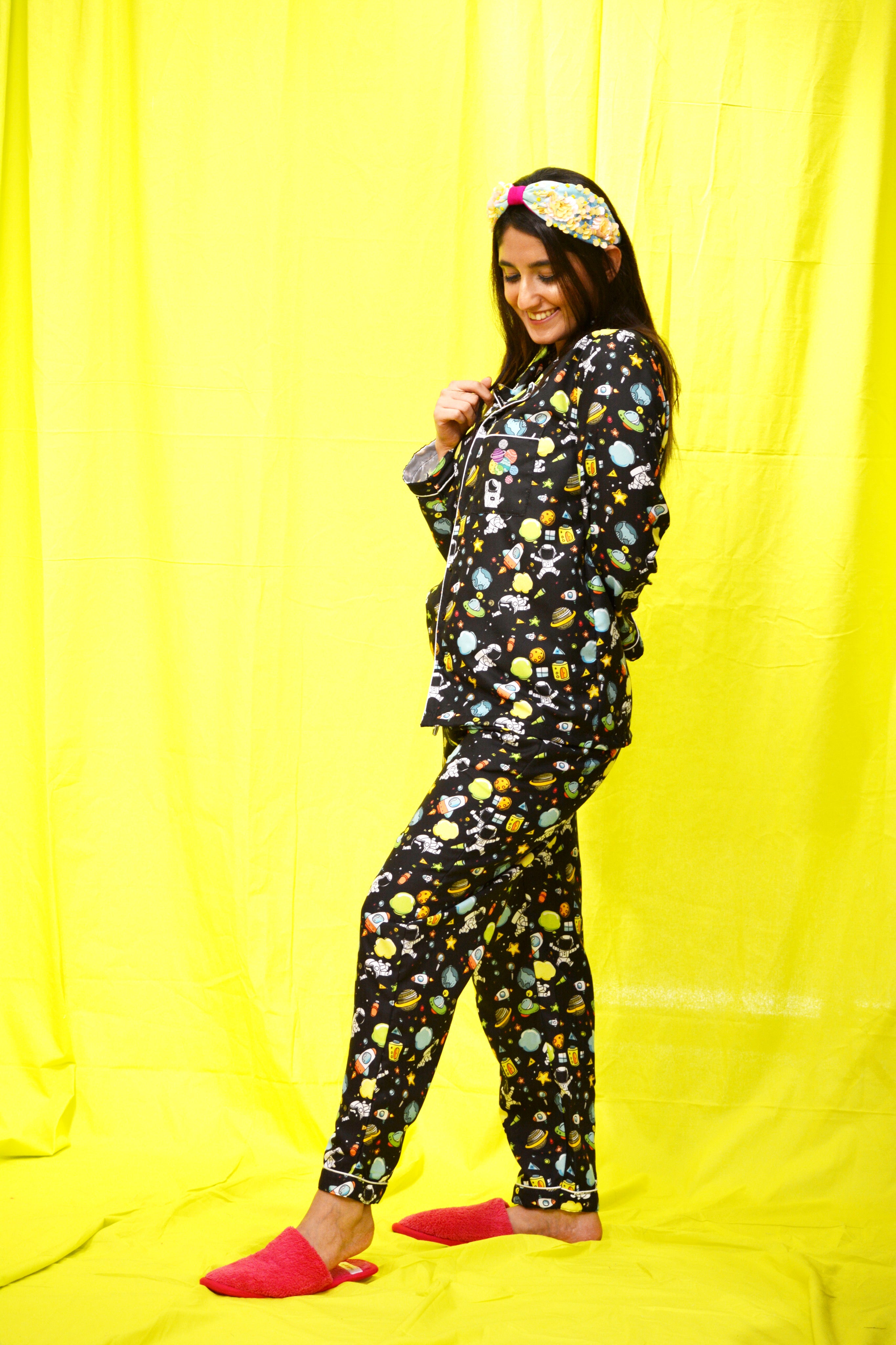 chilling honey-Comfy Nights